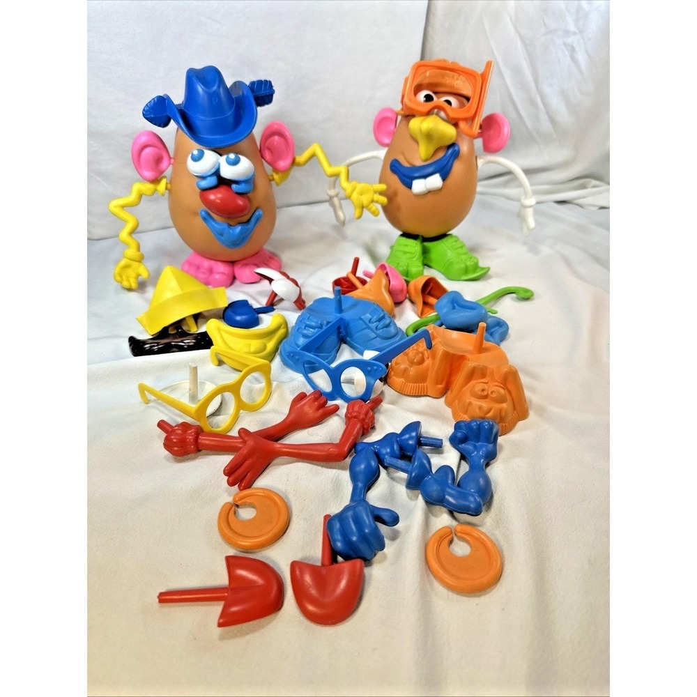 VTG Mr. Potato Head Lot w/ 2 figures 45 Accessories-Shoes Hats Scuba Goggles etc